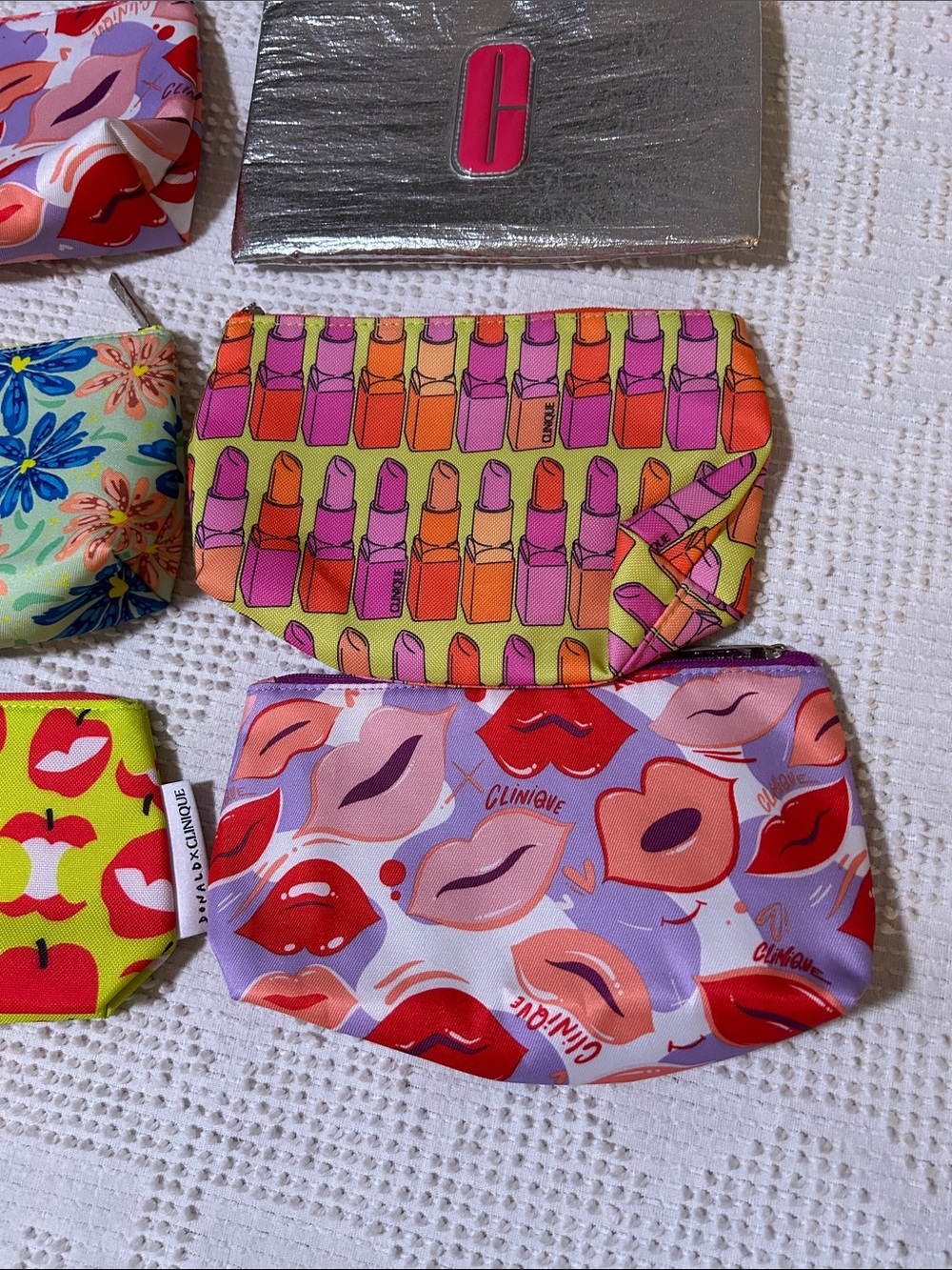 Clinique Assorted Lipstick & Lip Print Cosmetic Pouch Set - Bright Multicolor - Picture 4 of 5
